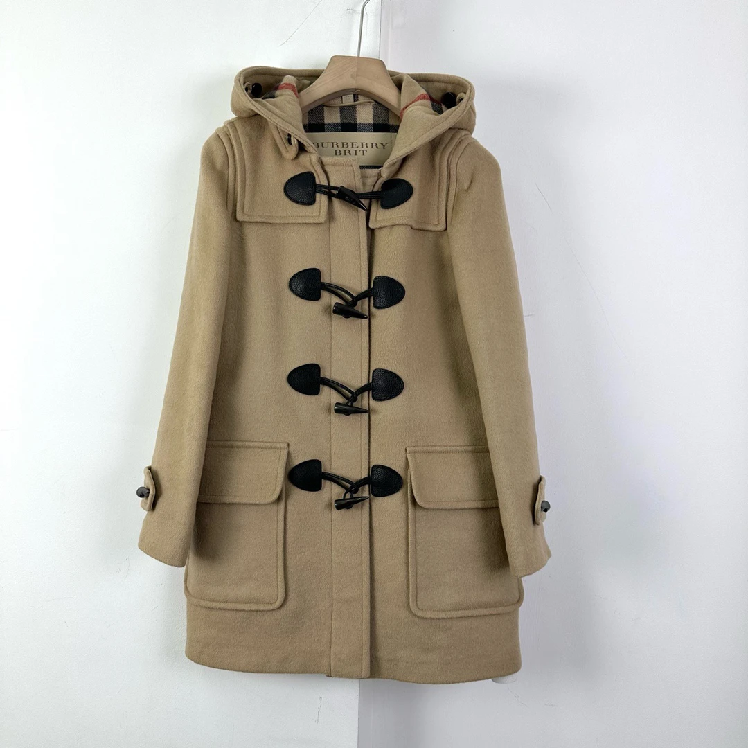 95新 BURBERRY/博柏利 uk4/卡其色牛角扣羊毛大衣/污渍/如图11530