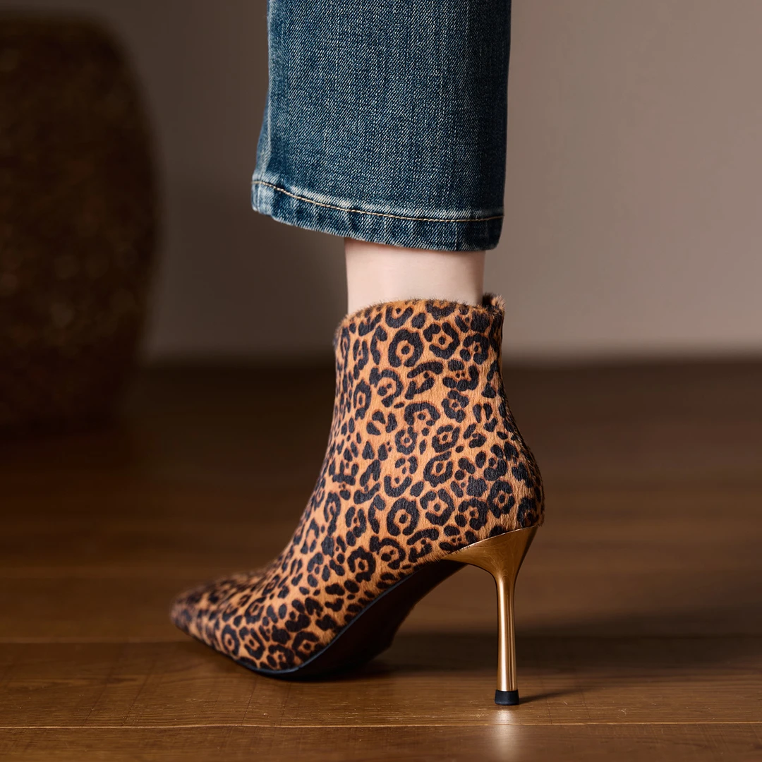 小个子增高8cm~秋冬新款百搭尖头豹纹马毛侧拉链高跟短靴女时装靴