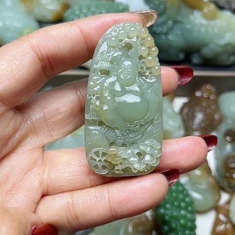 和田玉颈饰未镶嵌