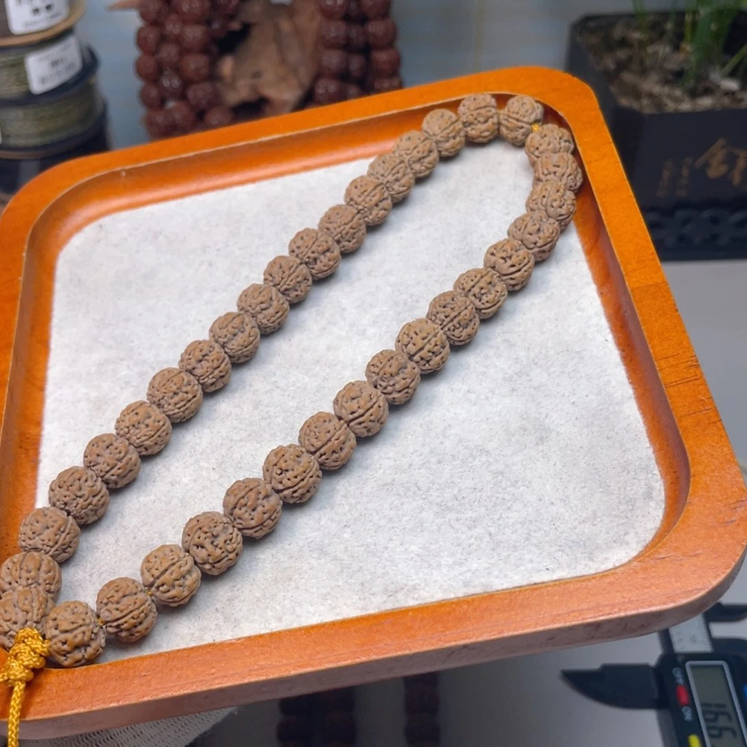 金刚菩提手串凹底梅花