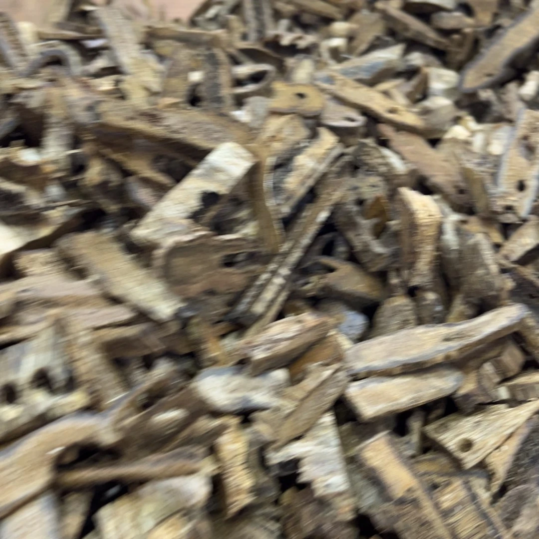 青***在沉香枕沉香沉香棋楠碎料1300