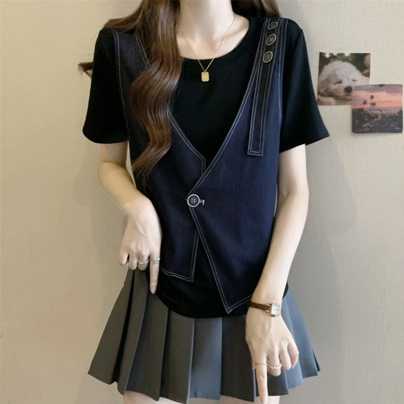 大码设计感假两件短袖T恤女夏季新款微胖MM修身显瘦百搭洋气上衣