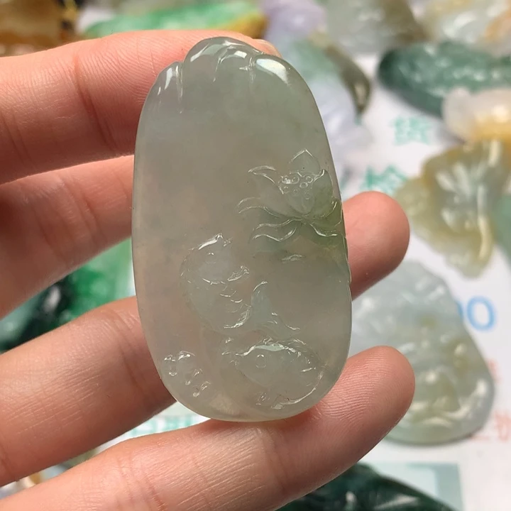 白***花翡翠未镶嵌颈饰翡翠