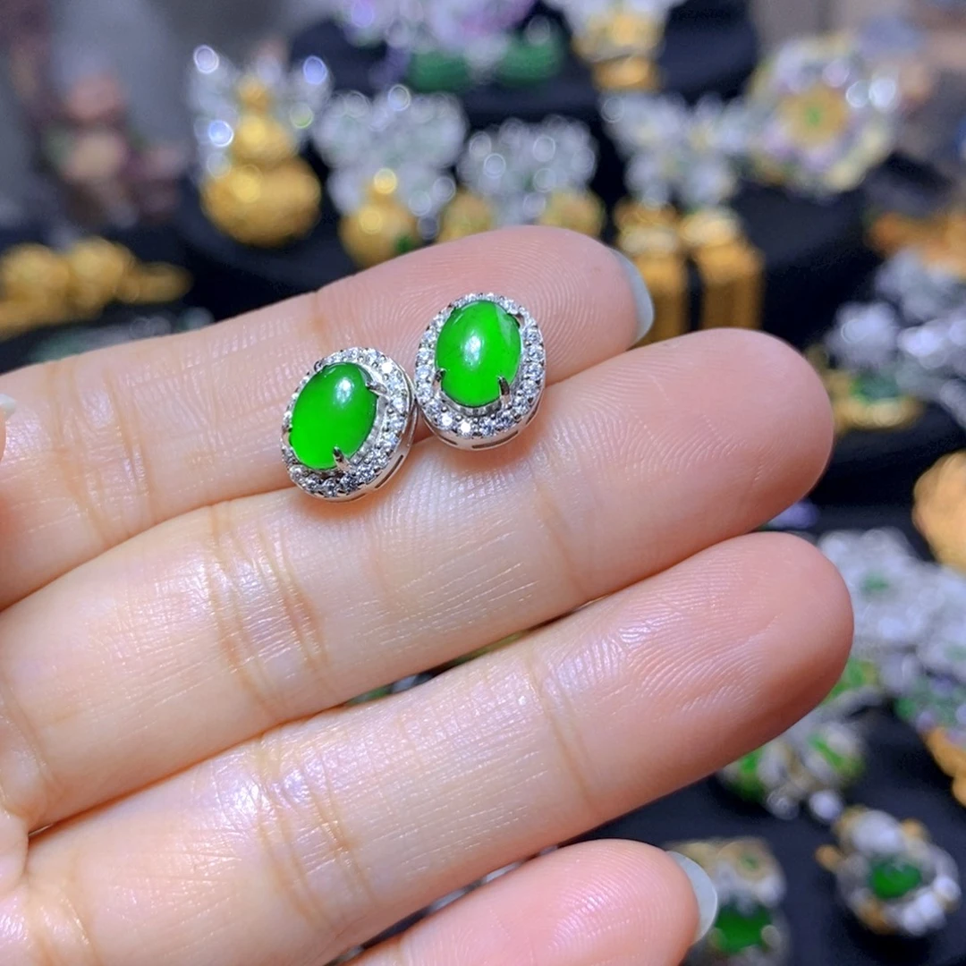 翡翠银S925镶嵌耳钉天然翡翠