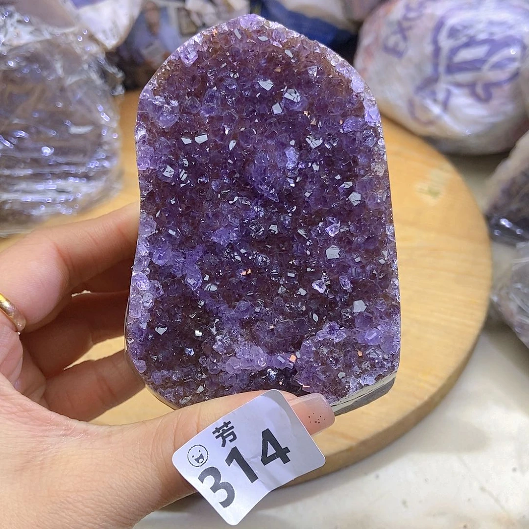 紫晶大型摆件（非配饰）未镶嵌