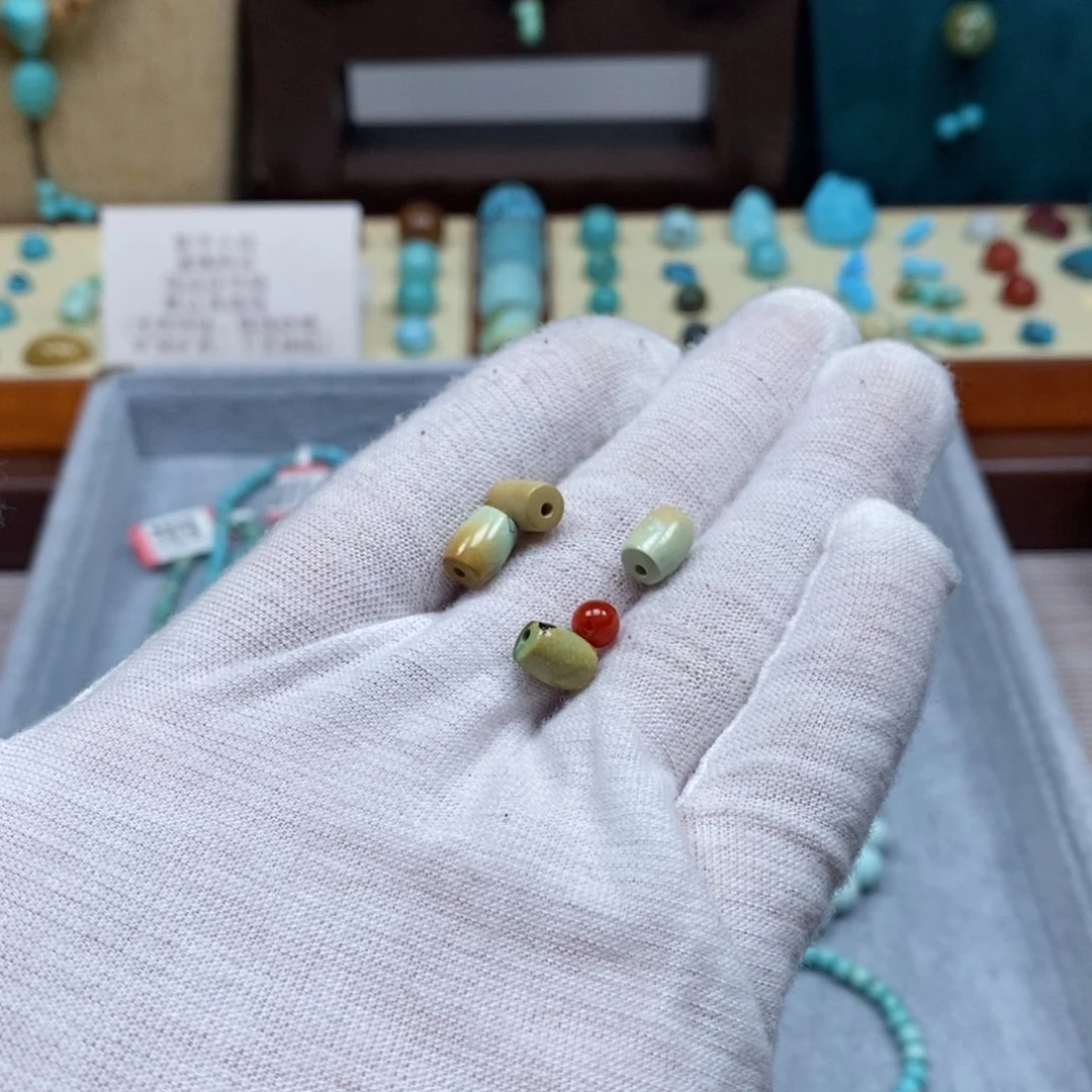 未镶嵌配饰南红玛瑙