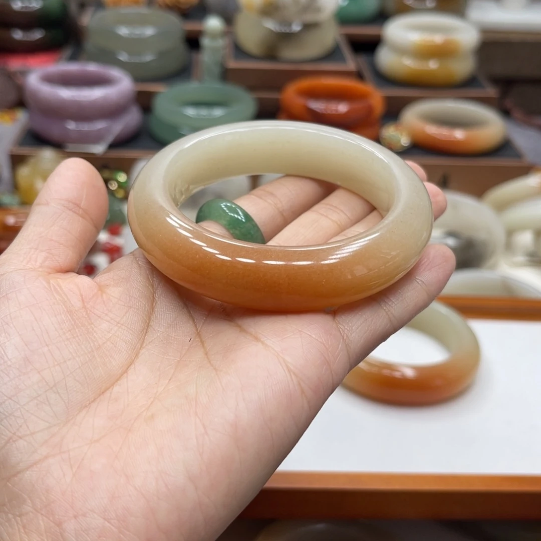 ①***粉石英岩玉未镶嵌珠宝奇石