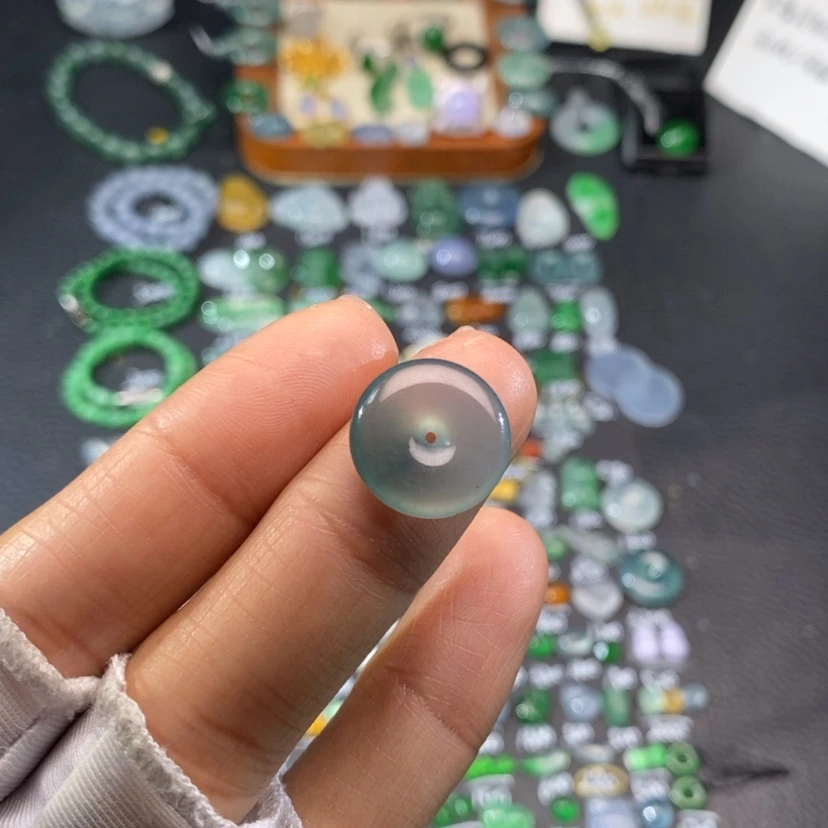 【闪购商品】翡翠挂件未镶嵌扣子