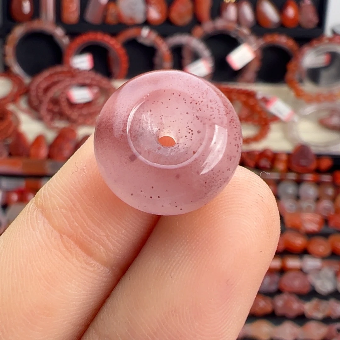 南红玛瑙未镶嵌颈饰平安扣