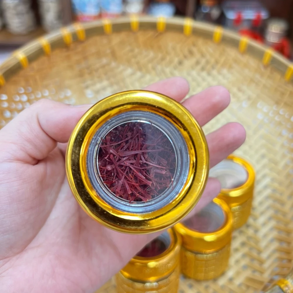 西红花中非藥材泡水喝藏红花