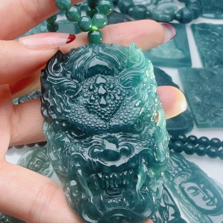 翡翠未镶嵌颈饰多样性发货天然A货翡翠