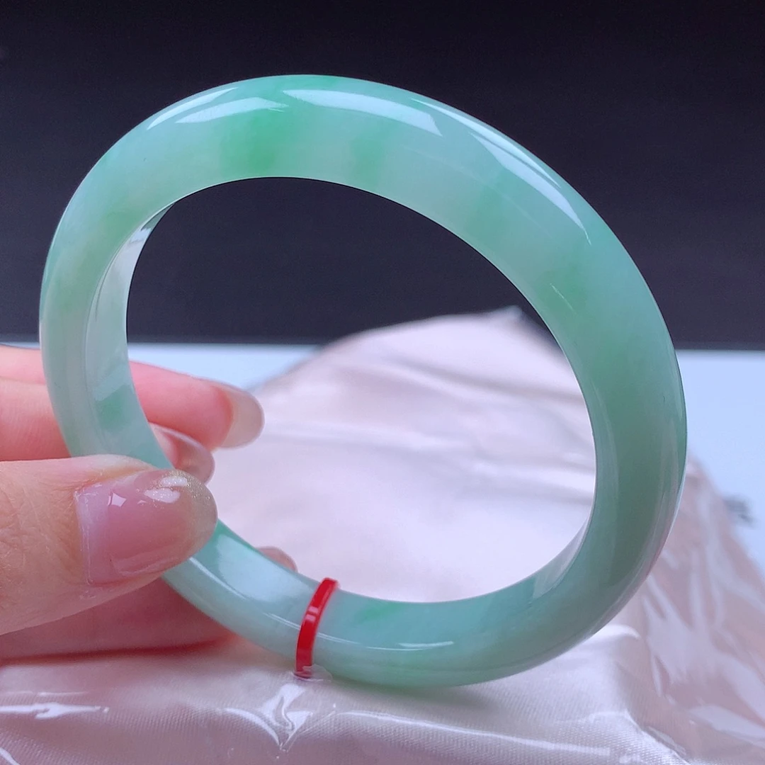 翡翠未镶嵌手镯002029 手镯