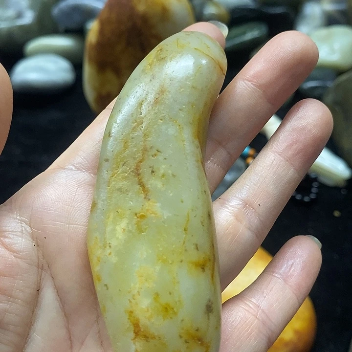 和田玉（糖玉）未镶嵌挂件