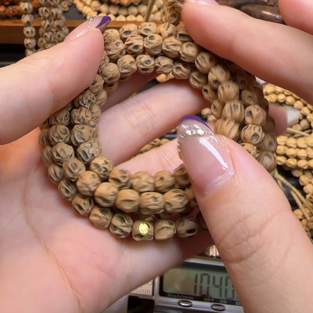 大***的柏香籽/百香籽吊坠