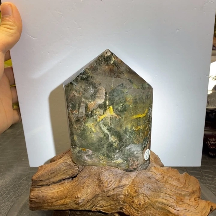 未镶嵌水晶珠宝半成品