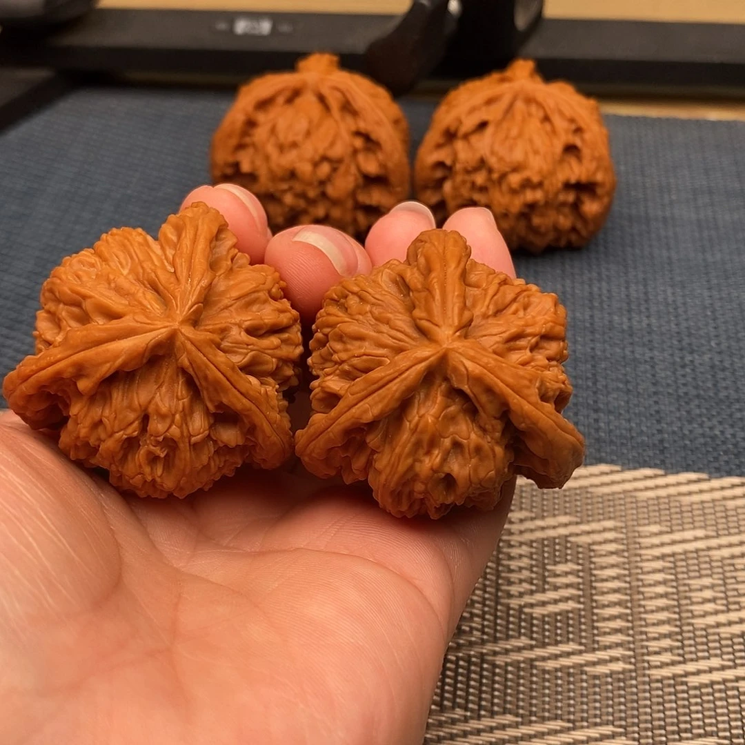 威***生吊坠文玩核桃三棱