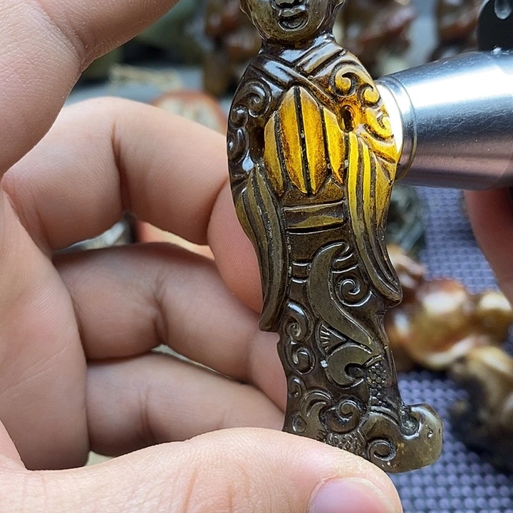 未镶嵌蛇纹石玉颈饰