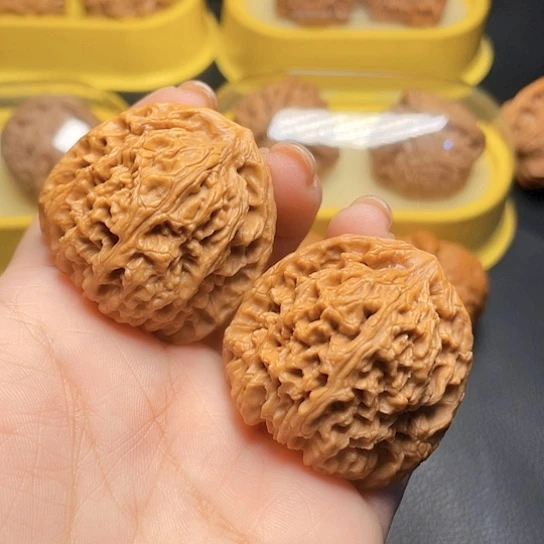 文玩核桃高炮南疆