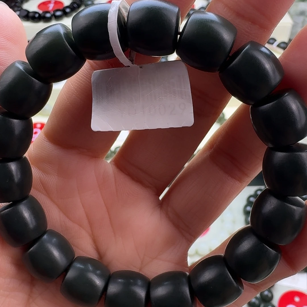 和田玉未镶嵌手串