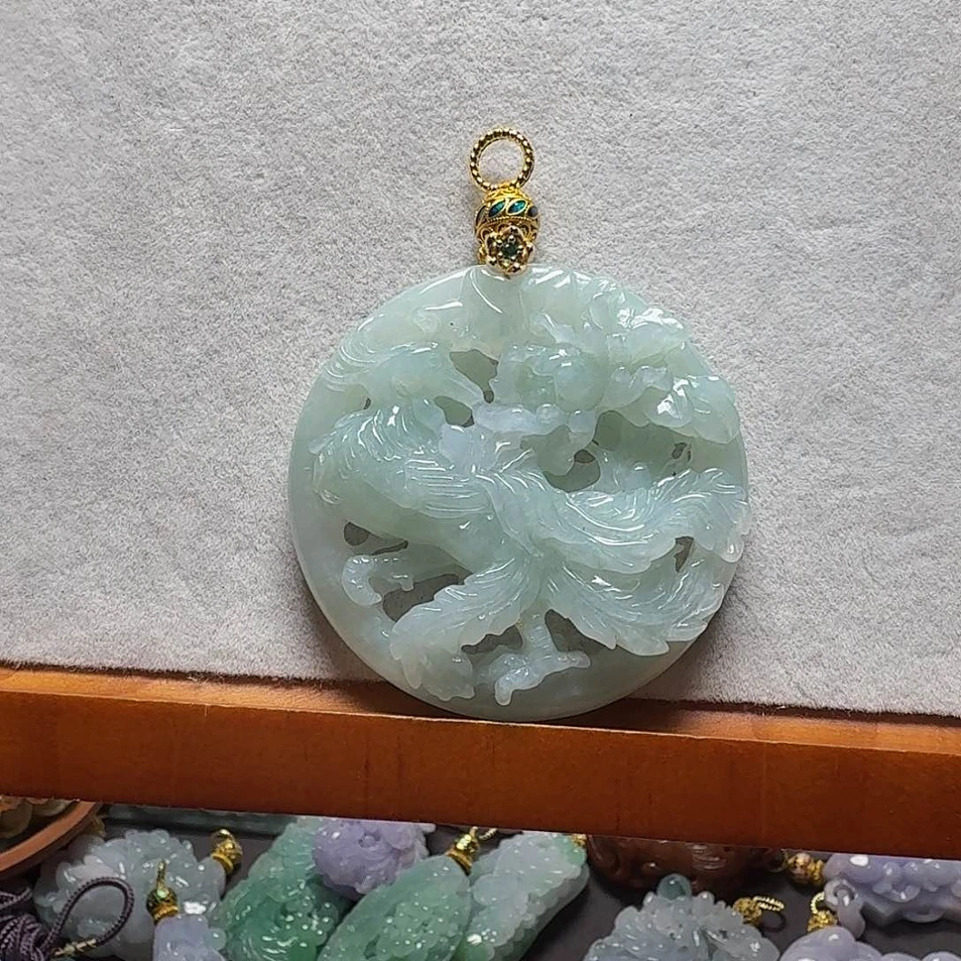 吊坠(赠链)未镶嵌翡翠