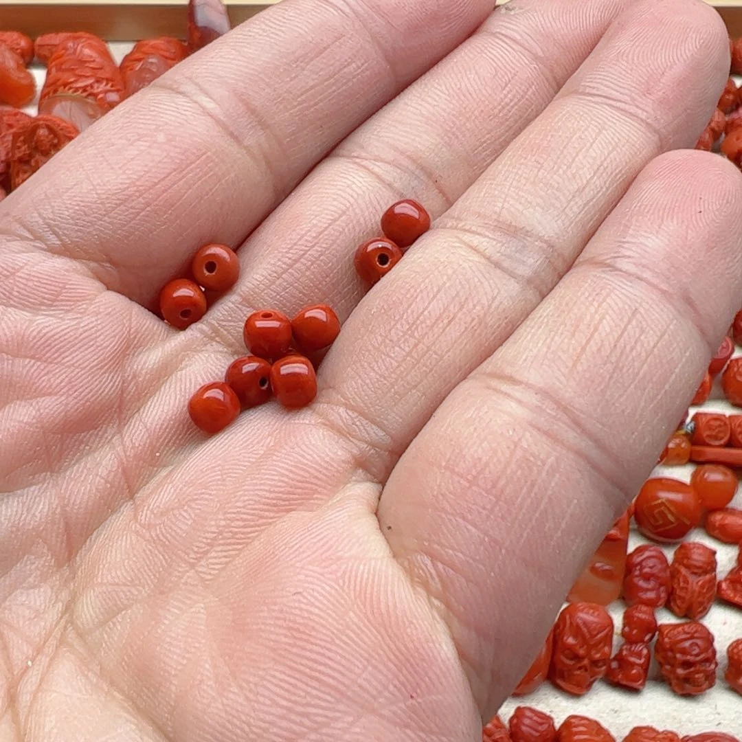 南红玛瑙配饰未镶嵌