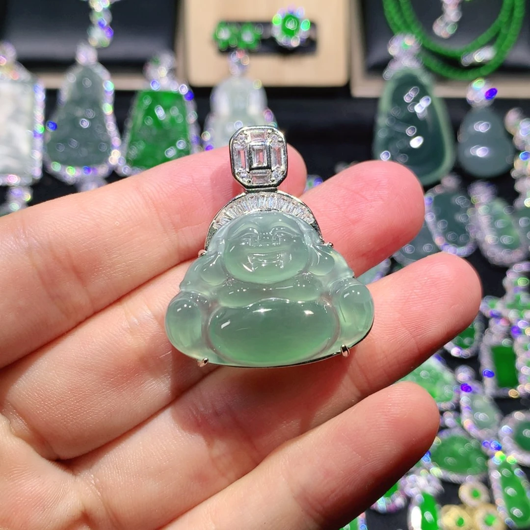 翡翠未镶嵌吊坠(赠链)