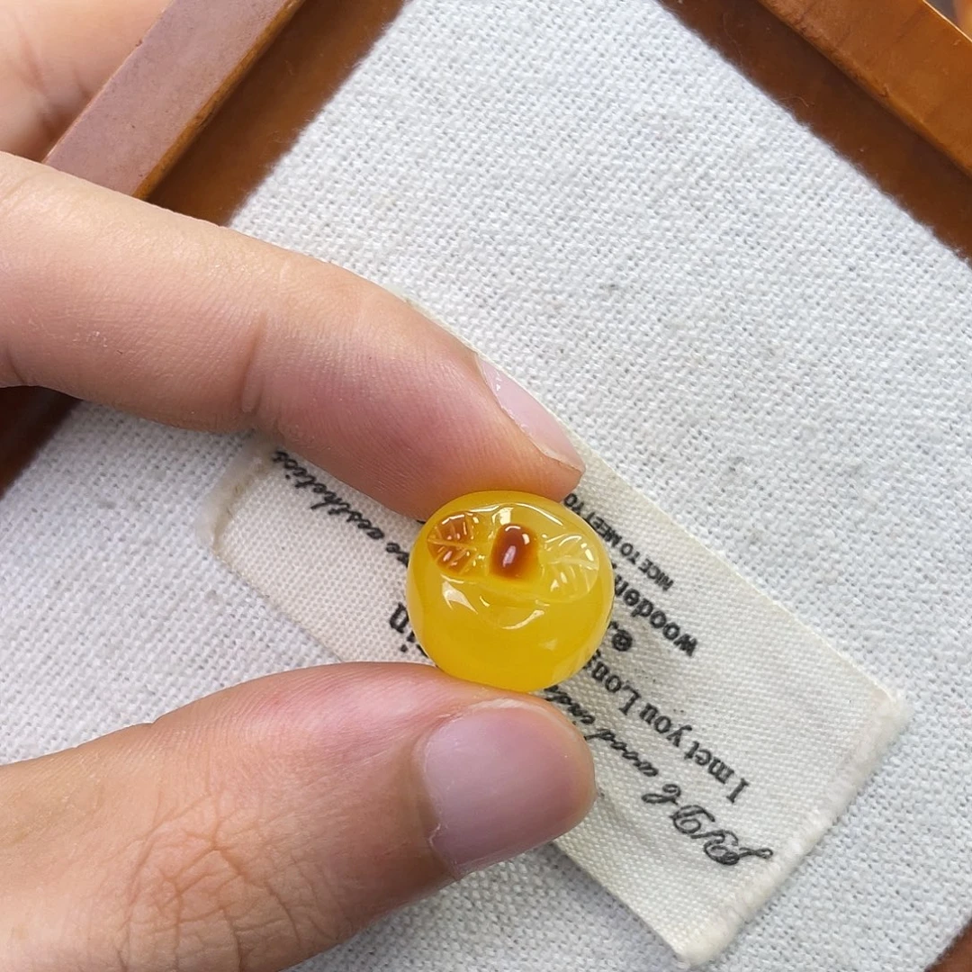 未镶嵌琥珀珠宝奇石苹果