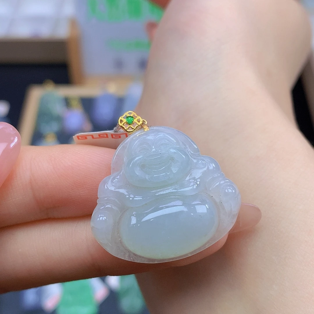 翡翠18K金镶嵌颈饰翡翠