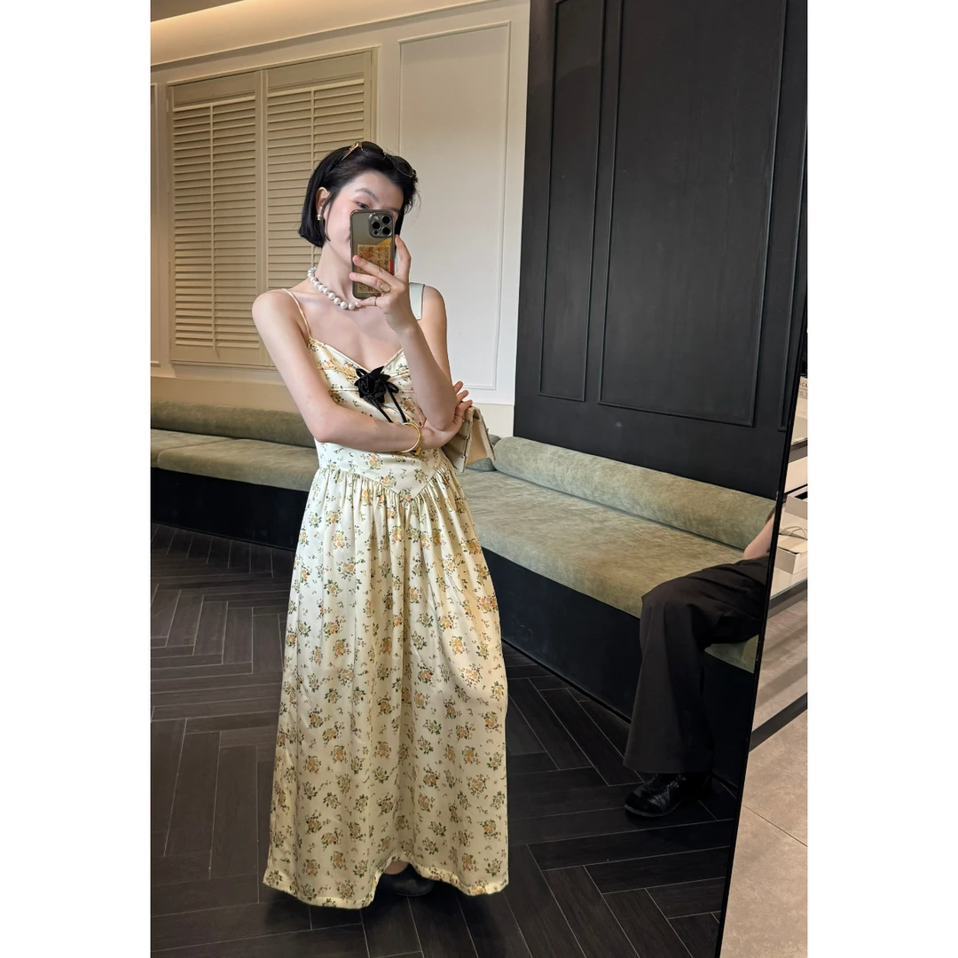 “邓录录”整个夏天小黄花天丝有挺感吊带裙 65105 #