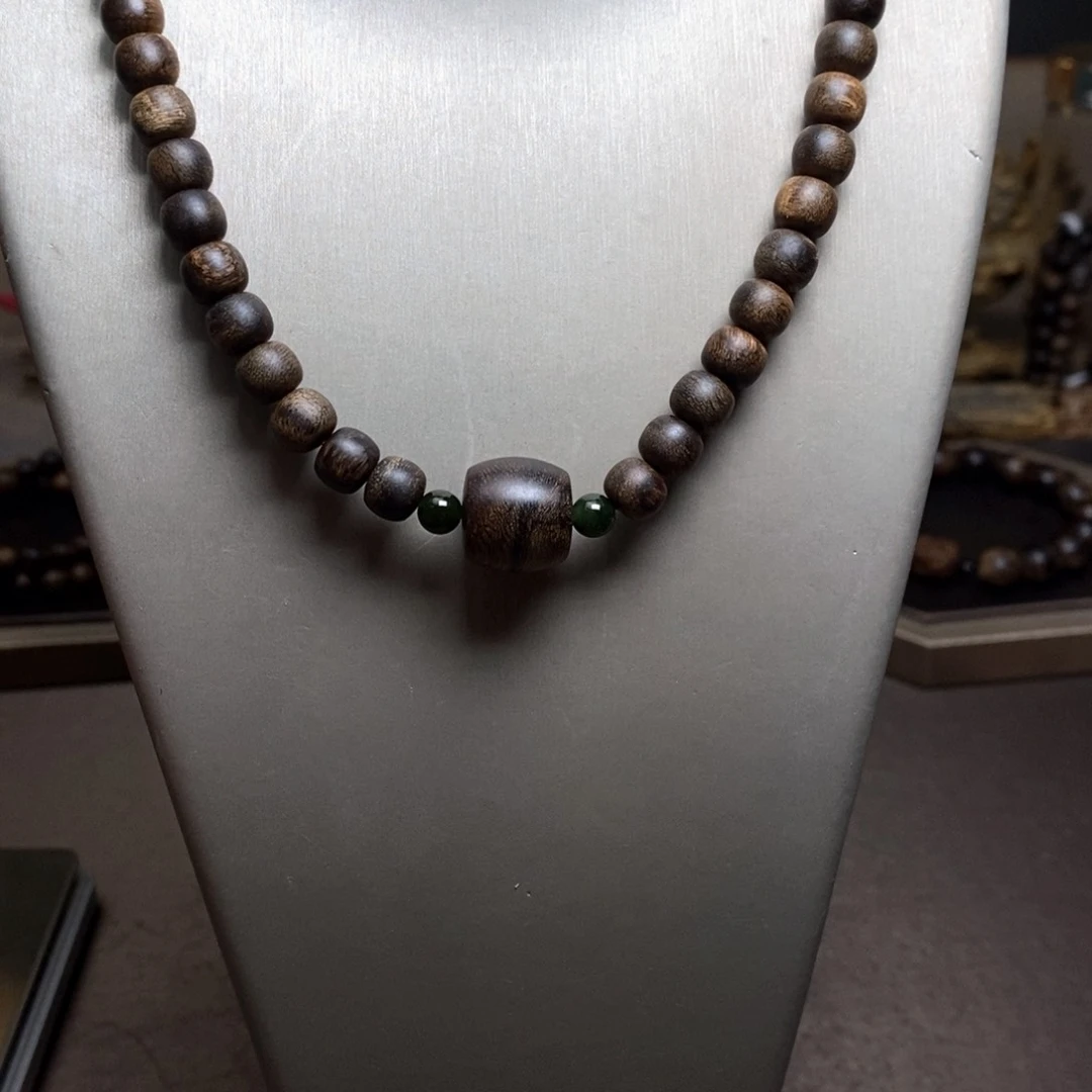 沉香手串越南芽庄紫棋瘤疤0.6×0.8设计