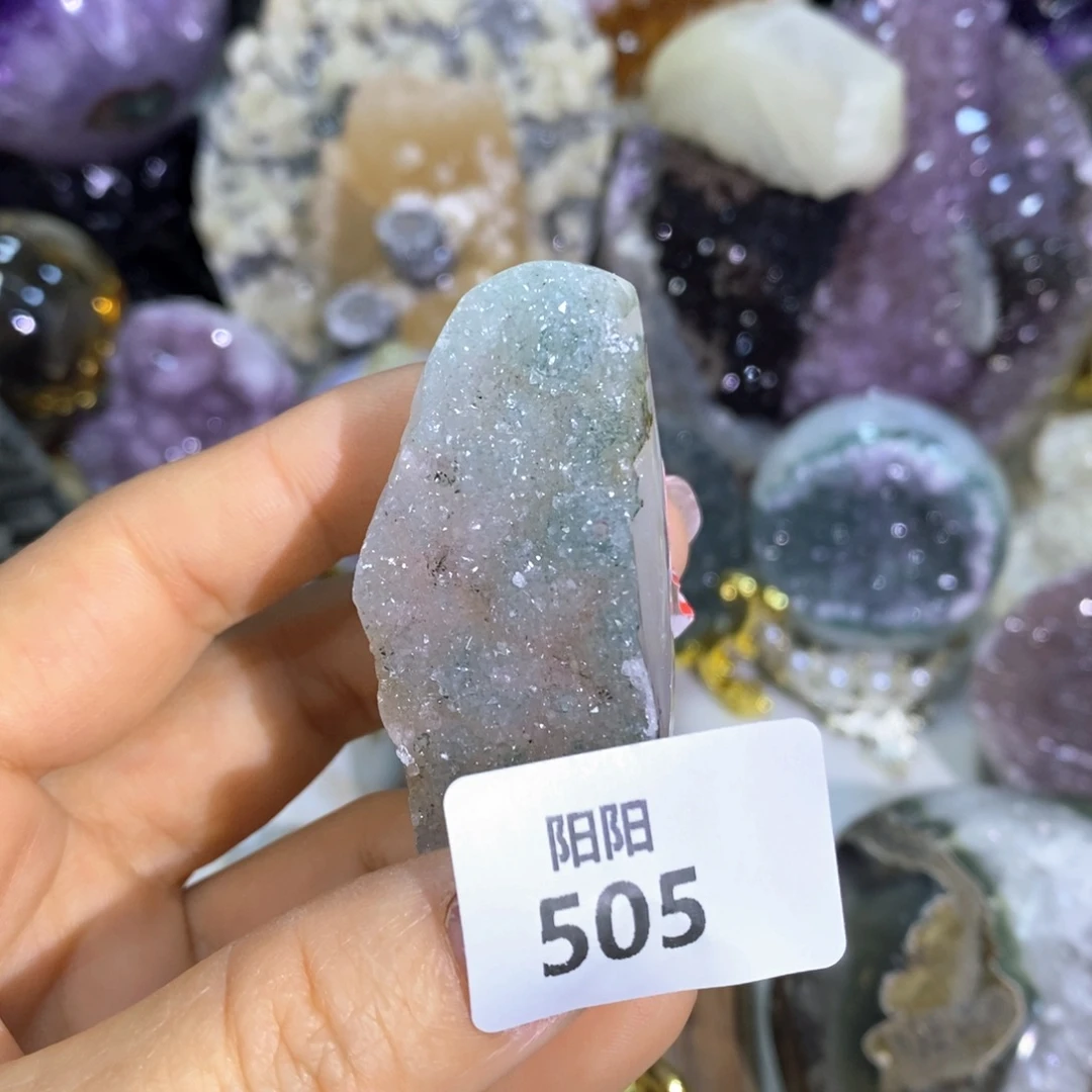 水晶大型摆件（非配饰）未镶嵌