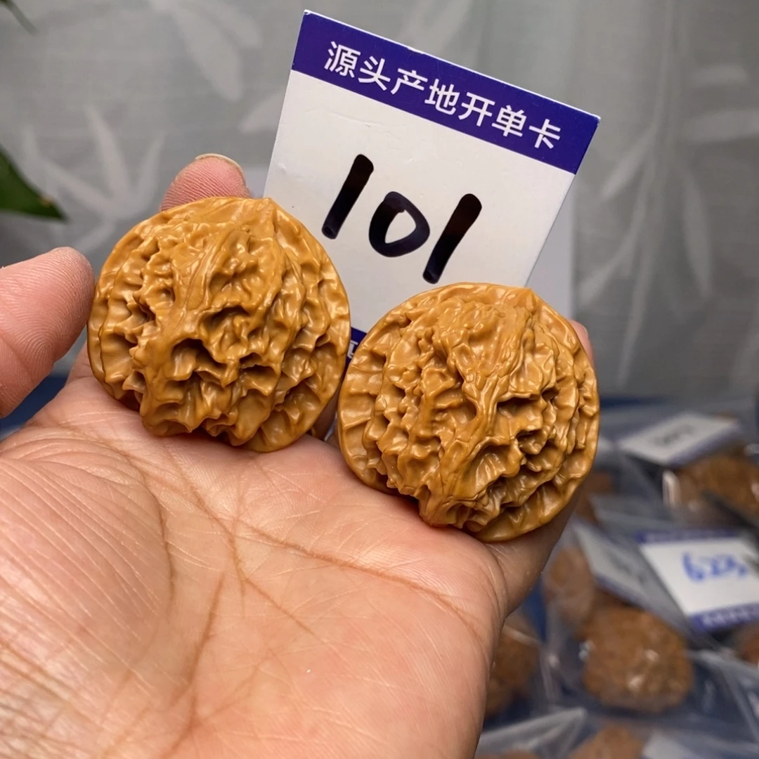 文玩核桃把件40苹果园