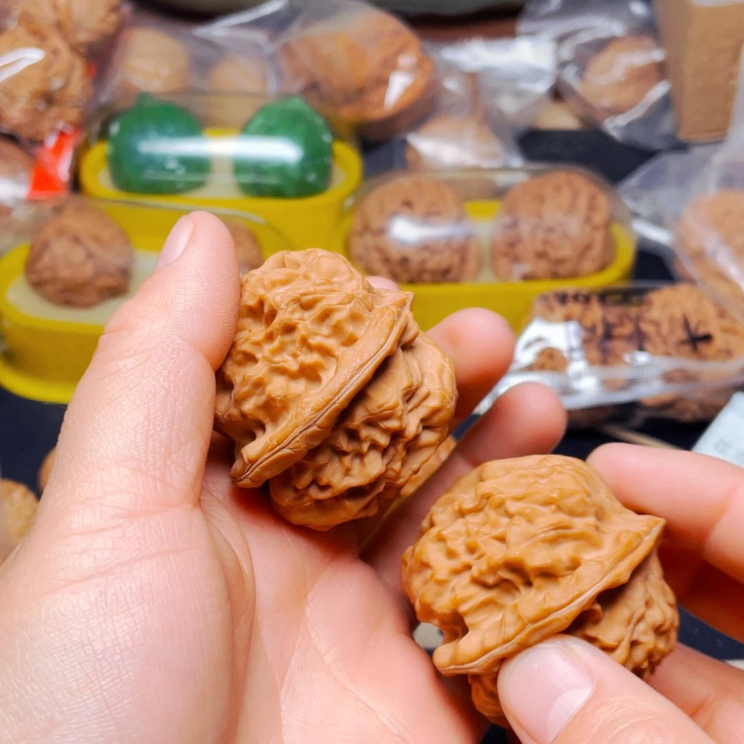 吊坠文玩核桃恭**財核欢一对