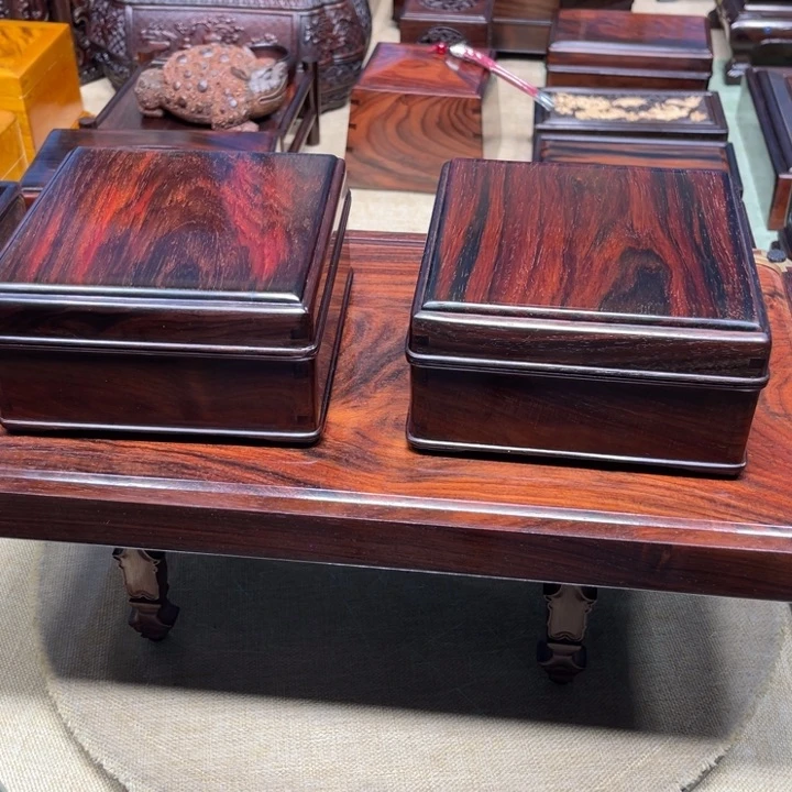 紫檀木类成套家具