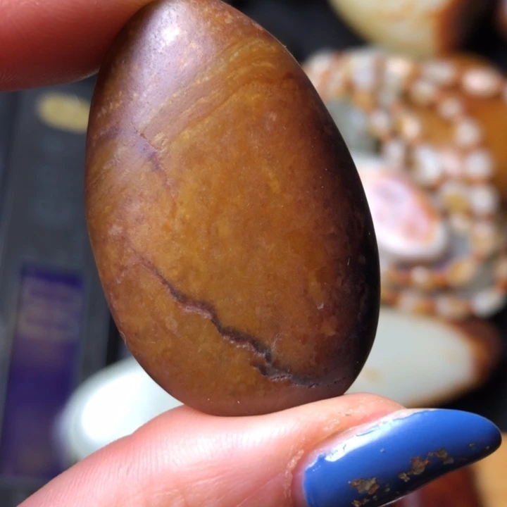 和田玉未镶嵌珠宝奇石