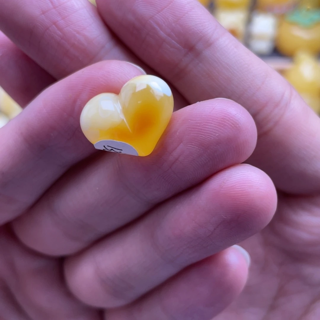 ****g琥珀未镶嵌裸石蜜蜡