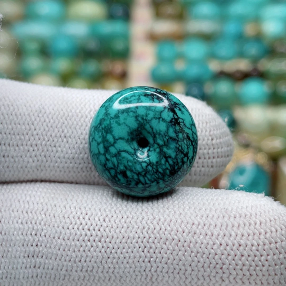 未镶嵌绿松石颈饰