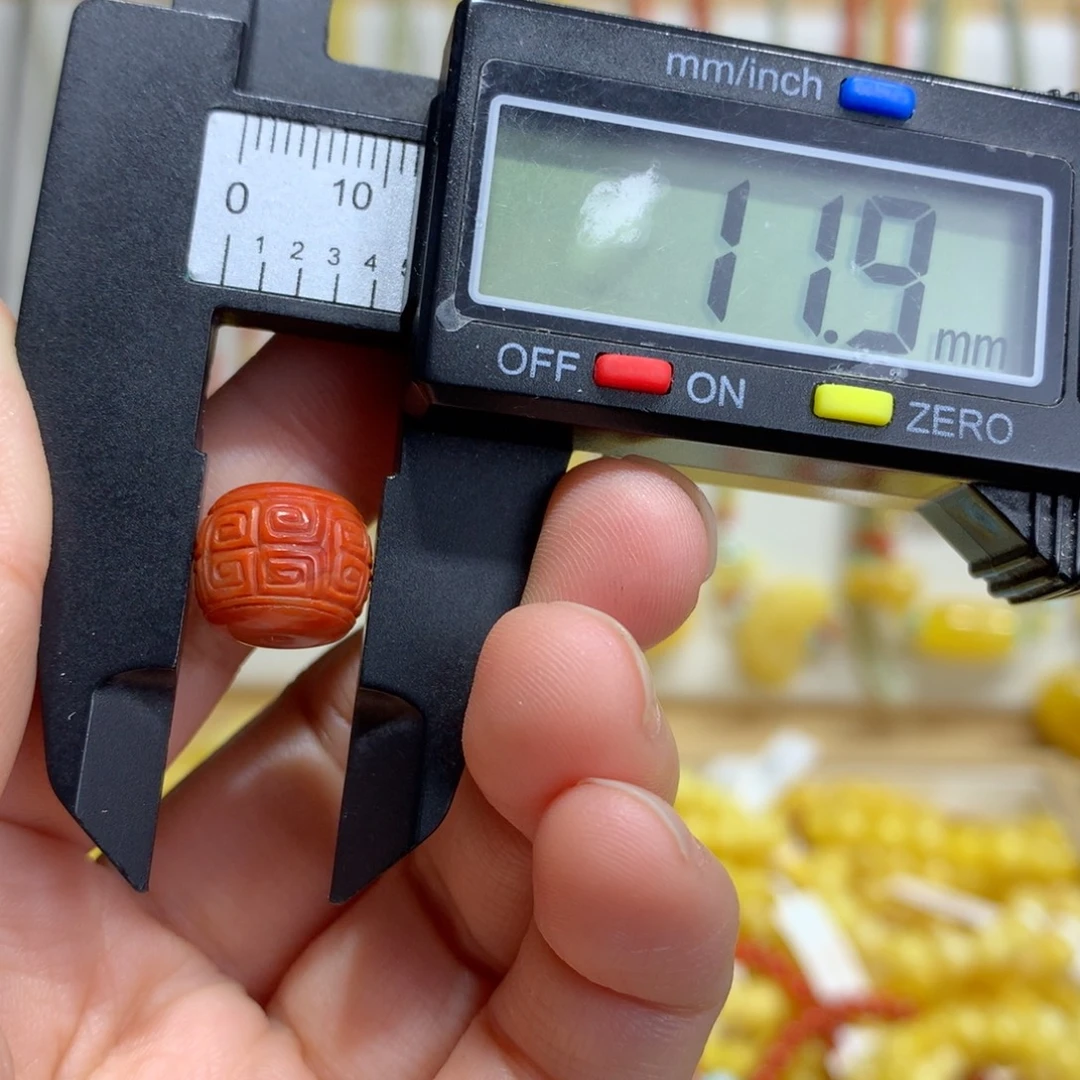 蜜蜡未镶嵌裸石配饰