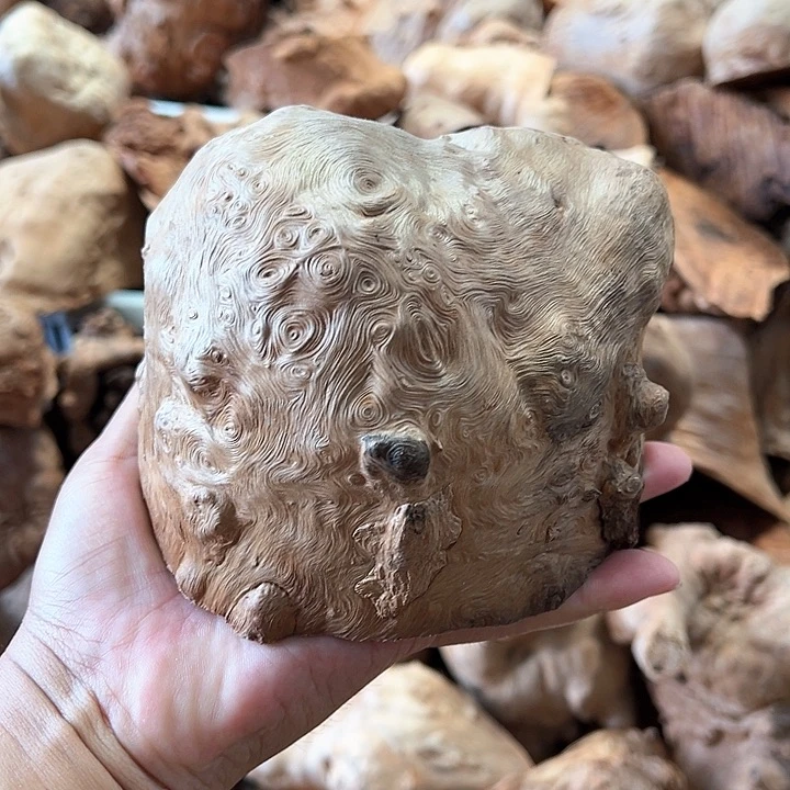 荔枝木观*在荔枝木毛料