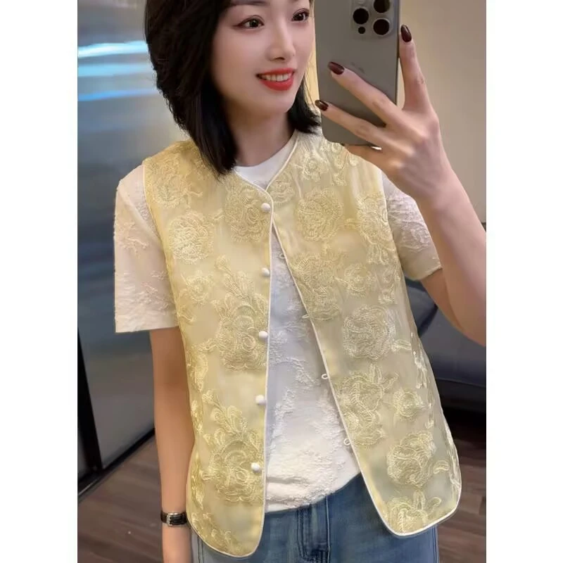 出游服装新中式国风薄款女马甲夏新款重工刺绣欧根纱马夹