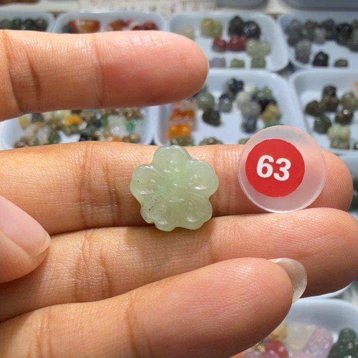 和田玉未镶嵌珠宝半成品