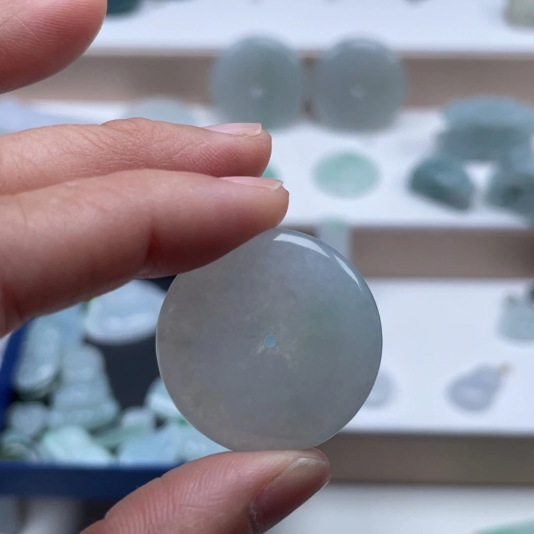 翡翠未镶嵌颈饰天然翡翠