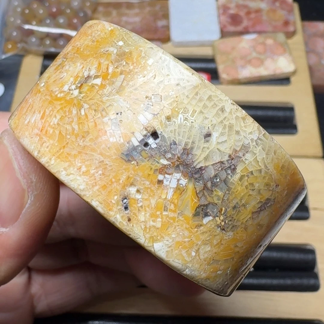 硅化玉纯天然色有机玉石手镯芯未镶嵌
