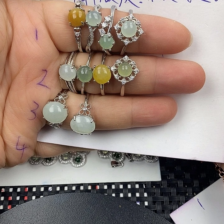 未镶嵌戒指翡翠二*姐缅甸