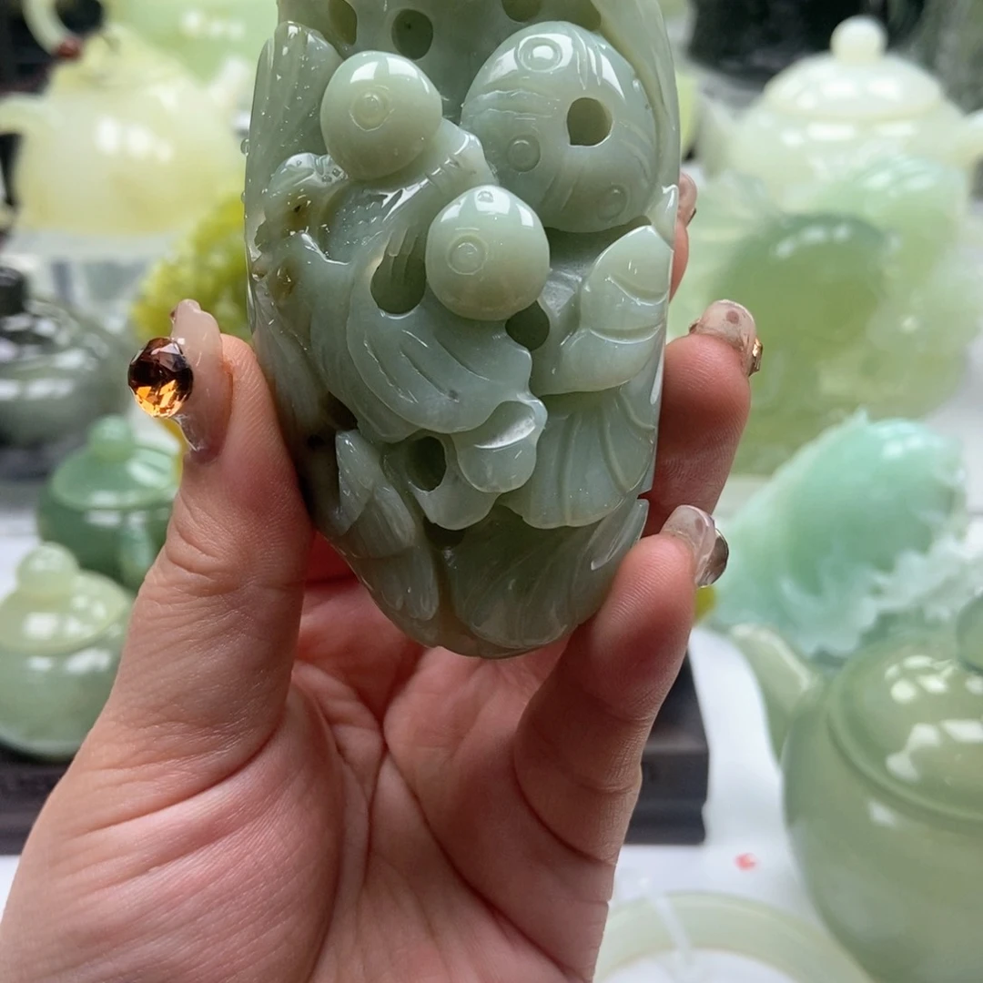 蛇纹石玉手把未镶嵌