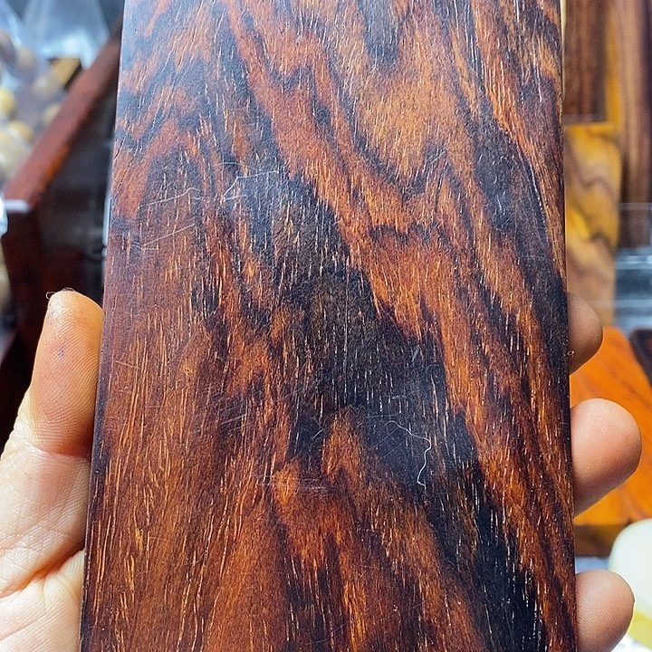 林***人大叶紫檀（黑酸枝木类）