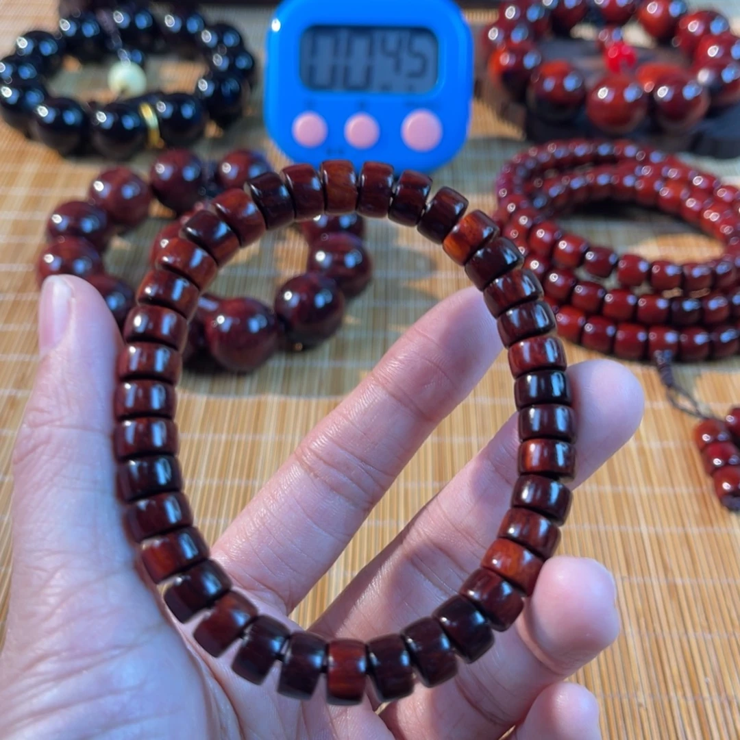 于***木小叶紫檀手工艺