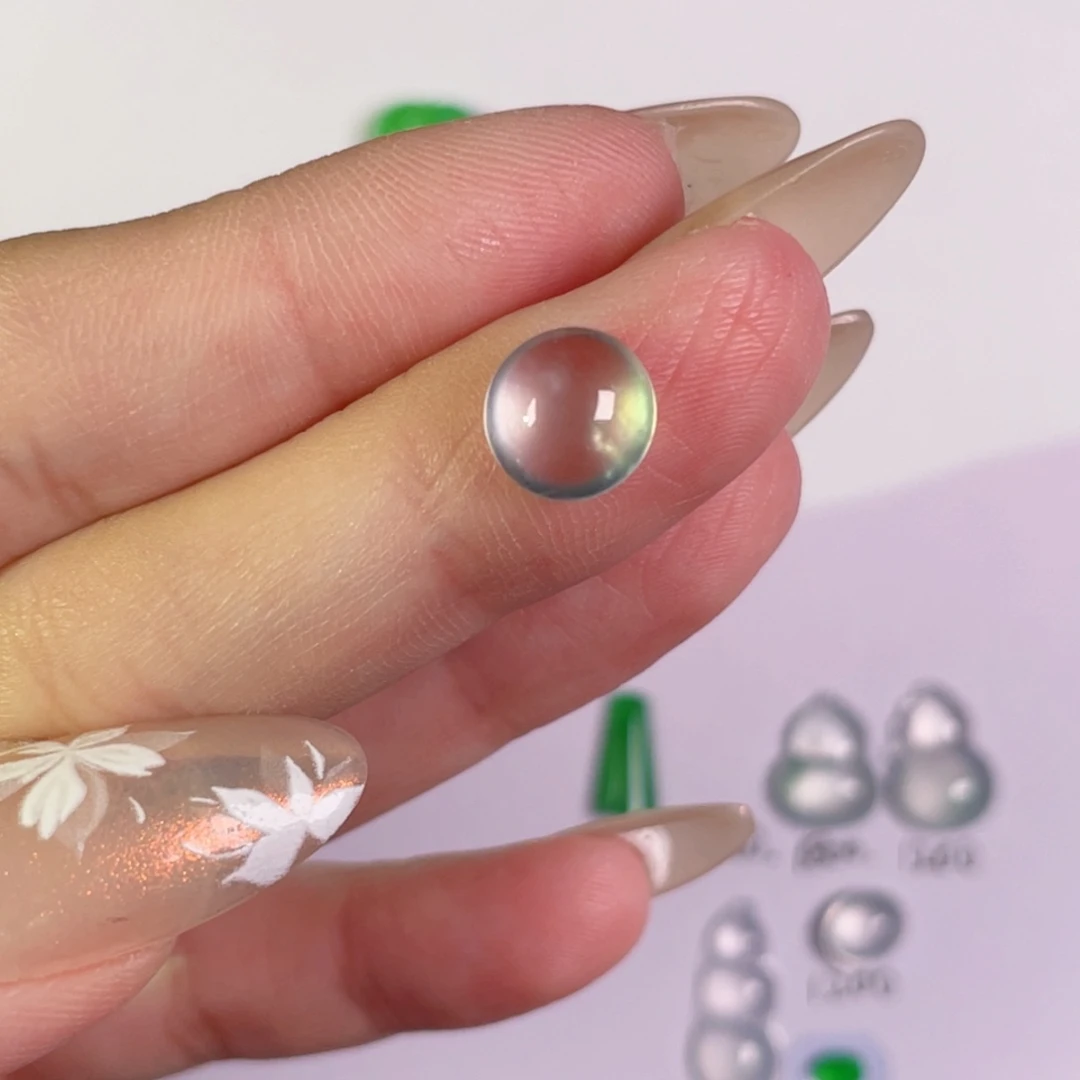 翡翠未镶嵌颈饰裸石