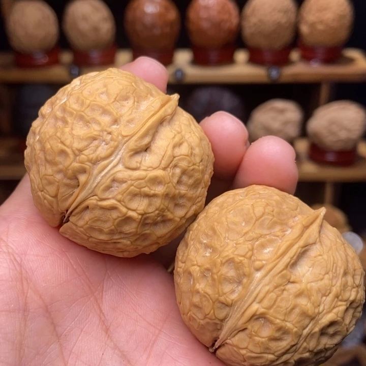 文玩核桃吊坠铁锤60