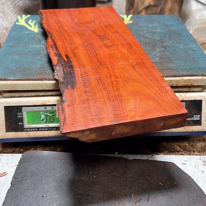 檀香紫檀（小叶紫檀）平**乐